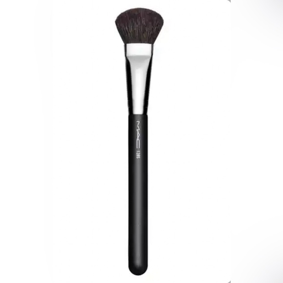 MAC Cosmetics Other - MAC Cosmetics 129S Synthetic Powder/Blush Brush NEW/ SEALED IN PACKAGING